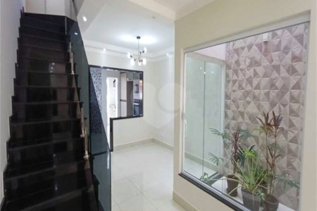 Sobrado à venda com 3 suítes em Residencial Monte Verde, Indaiatuba, SP