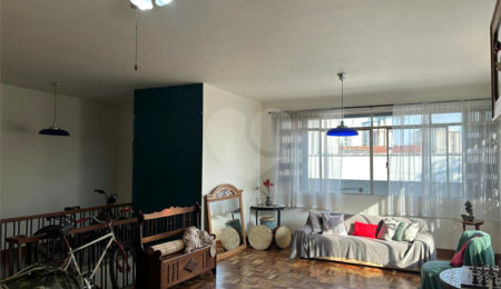 Casa à venda com 5 quartos, sendo 2 suítes,  em Alto da Boa Vista, São Paulo, SP