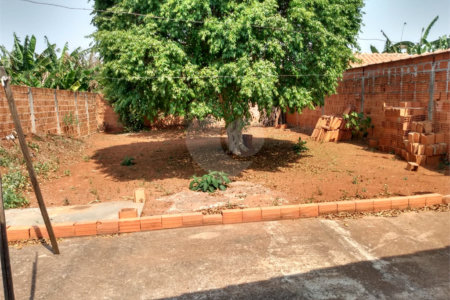 Casa à venda com 4 quartos, sendo 1 suíte, em Jardim Bela Vista, Itapetininga, SP