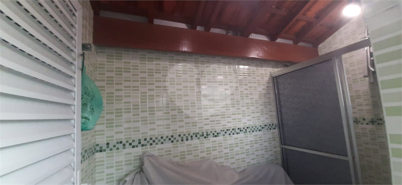Sobrado à venda com 5 quartos em Vila Cunha Bueno, São Paulo, SP