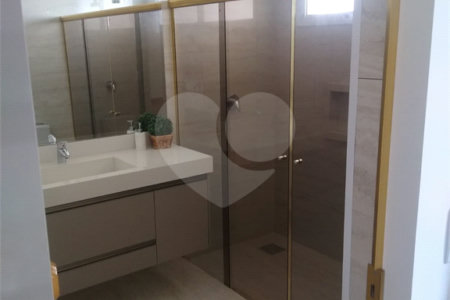 Casa à venda com 4 quartos, sendo 2 suítes,  no condomínio Damha Iii, São Carlos - SP