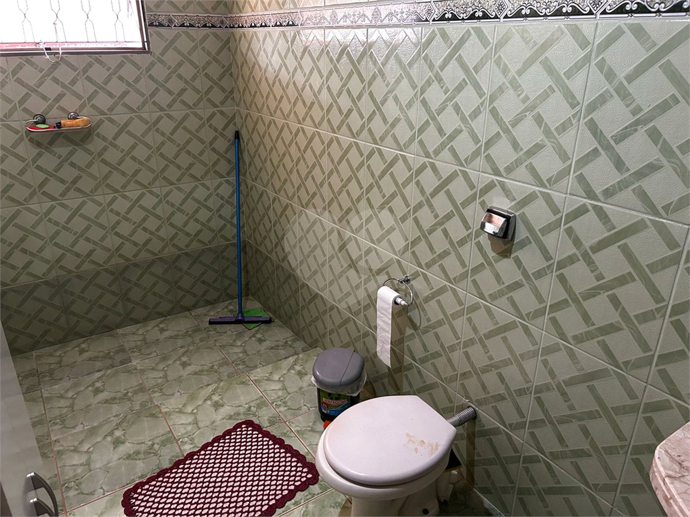 Casa à venda com 3 quartos, sendo 2 suítes, em Vila Mazzei, Itapetininga, SP