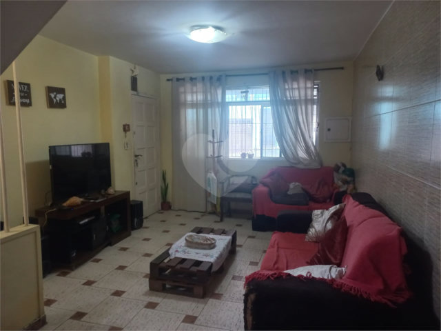 Sobrado à venda com 3 quartos, sendo 1 suíte,  em Santana, São Paulo, SP