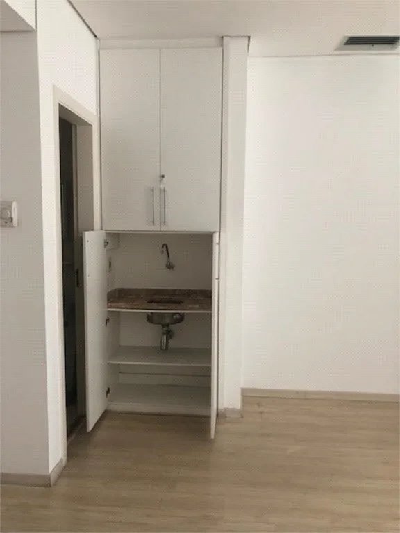Sala à venda em Cidade Monções, São Paulo, SP
