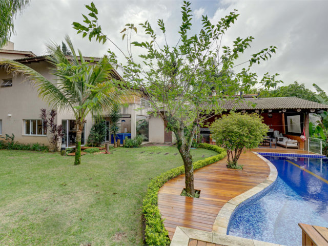 Casa à venda com 4 suítes em Chácara Flora, São Paulo, SP