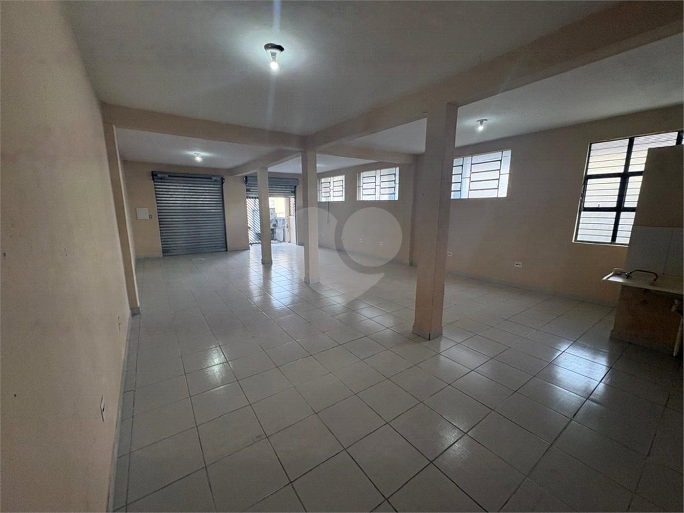 Salão para alugar em Retiro São João, Sorocaba, SP