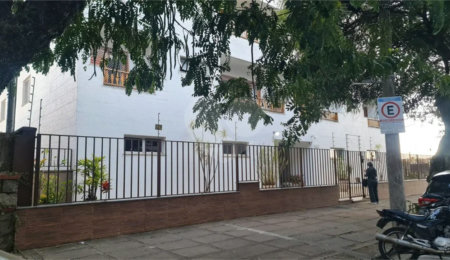 Apartamento à venda com 2 quartos, sendo 1 suíte,  no Centro, Poços de Caldas, MG