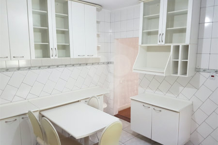 Casa em condomínio à venda com 4 quartos, sendo 1 suíte, em Santana, São Paulo, SP