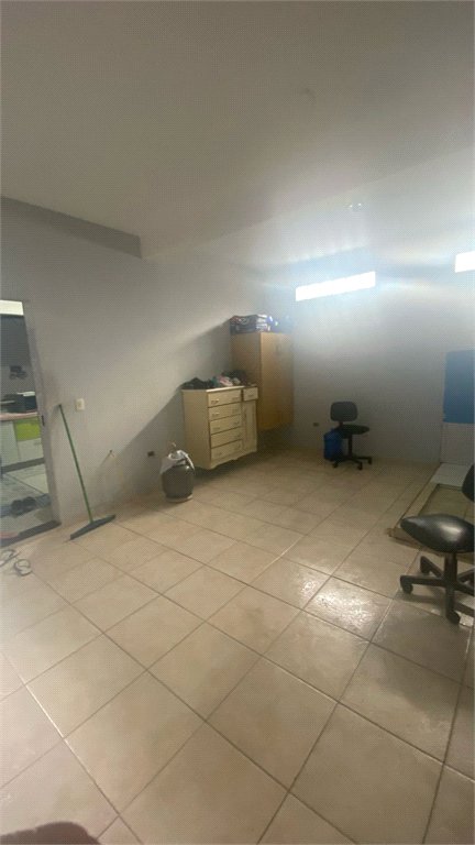 Sobrado à venda com 3 quartos, sendo 1 suíte,  em Vila Virgínia, Itaquaquecetuba, SP