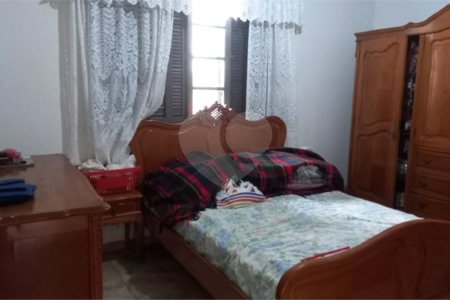 Casa Térrea à venda com 4 quartos em Vila Medeiros, São Paulo, SP
