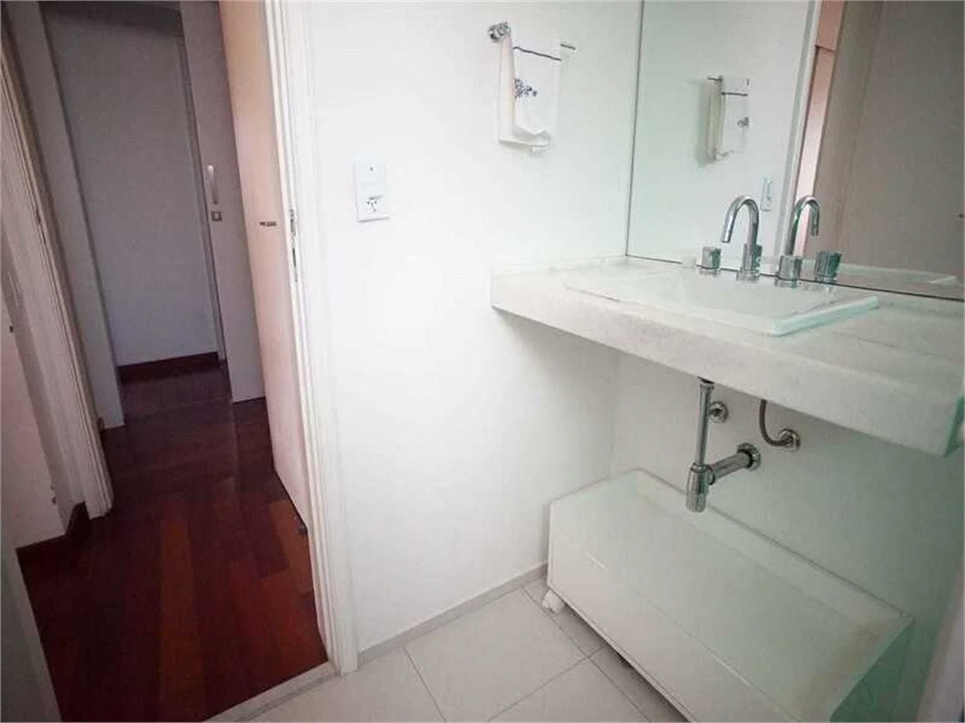Apartamento à venda com 3 quartos, sendo 1 suíte, em Cidade Monções, São Paulo, SP
