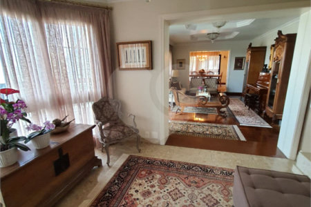 Apartamento à venda com 4 suítes em Vila Andrade, São Paulo, SP