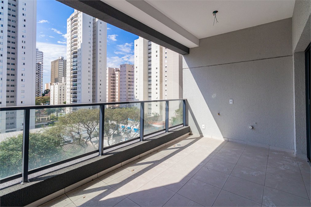 Apartamento à venda com 2 quartos, sendo 1 suíte, em Alto da Boa Vista, São Paulo, SP