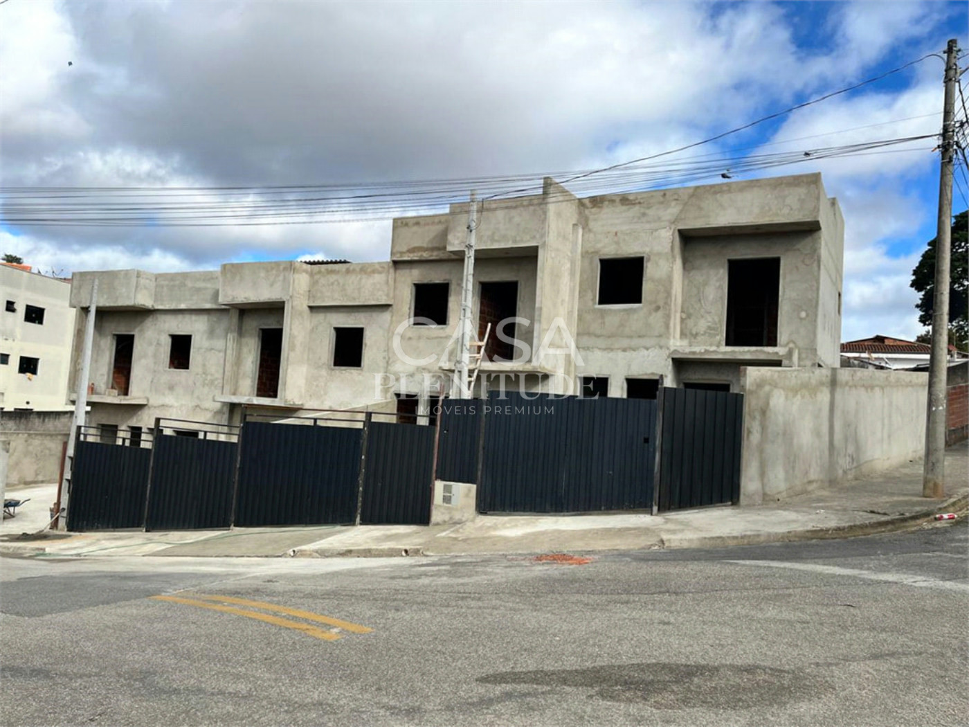 Sobrado à venda com 2 quartos em Vila Barão, Sorocaba, SP