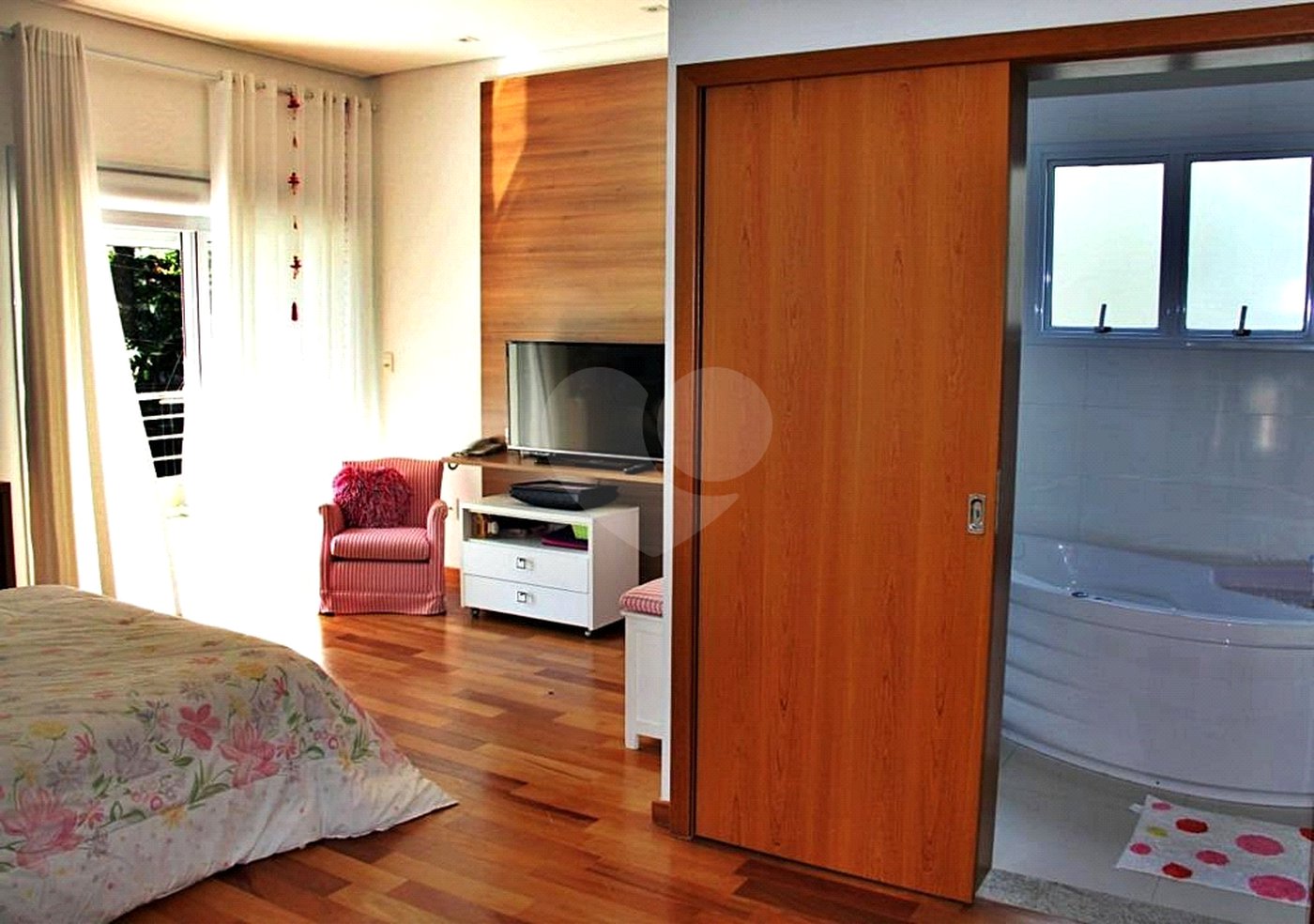 Casa à venda com 4 suítes em Tremembé, São Paulo, SP