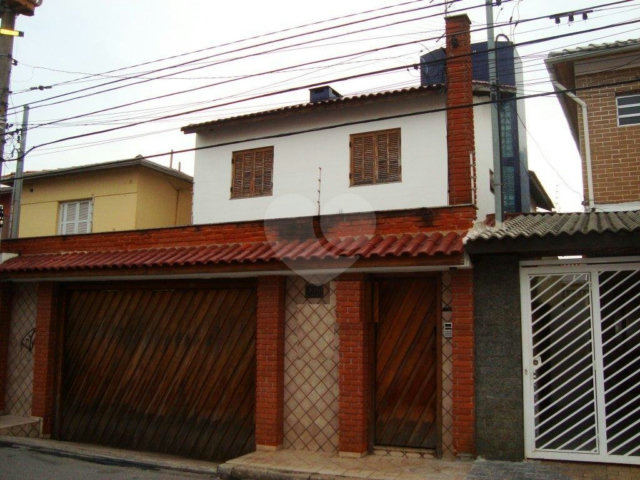 Sobrado à venda com 4 quartos, sendo 2 suítes,  em Santana, São Paulo, SP