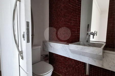 Apartamento à venda com 2 suítes em Pinheiros, São Paulo, SP