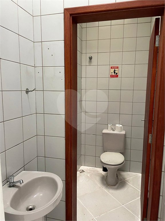 Salão para alugar no Centro, Louveira, SP