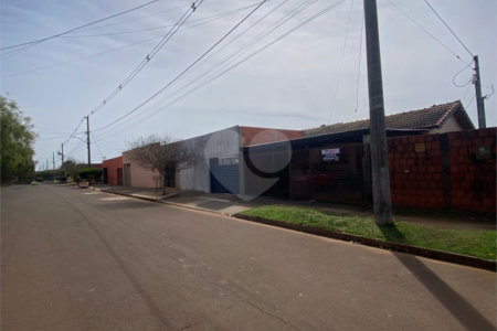 Casa à venda com 2 quartos em Residencial Kamel Saad, Ponta Porã, MS