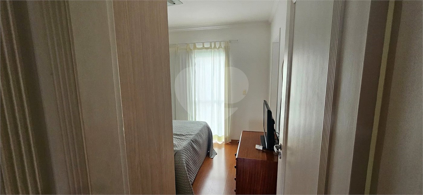Casa à venda com 3 quartos, sendo 1 suíte, no condomínio Res Santa Inês, São Paulo - SP