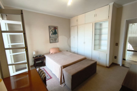 Casa à venda com 3 suítes em Jardim Alvorada, Itapetininga, SP