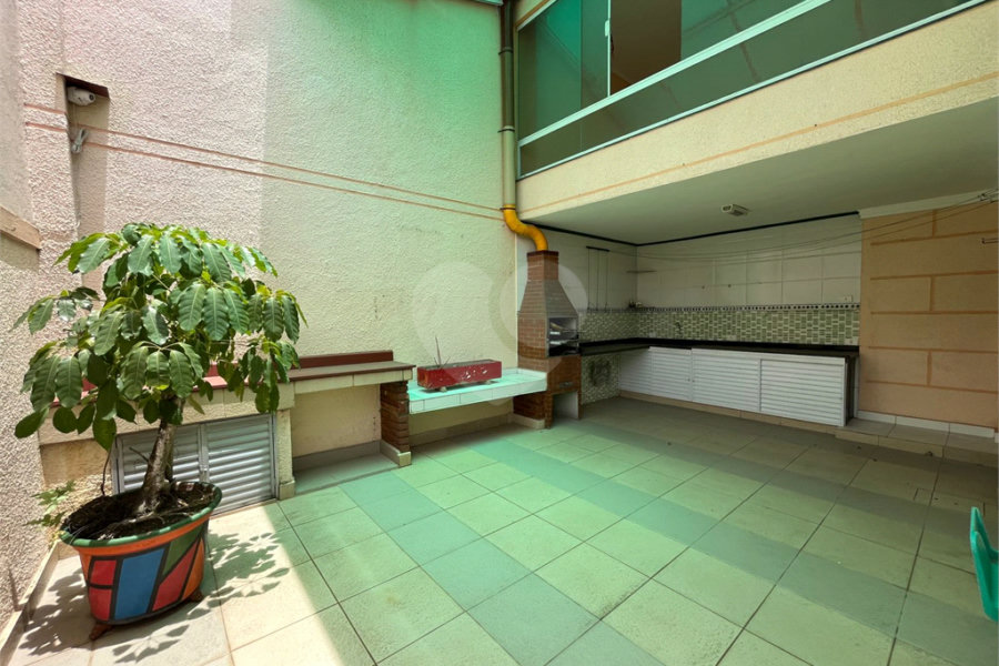 Sobrado à venda com 4 quartos, sendo 2 suítes, em Tremembé, São Paulo, SP