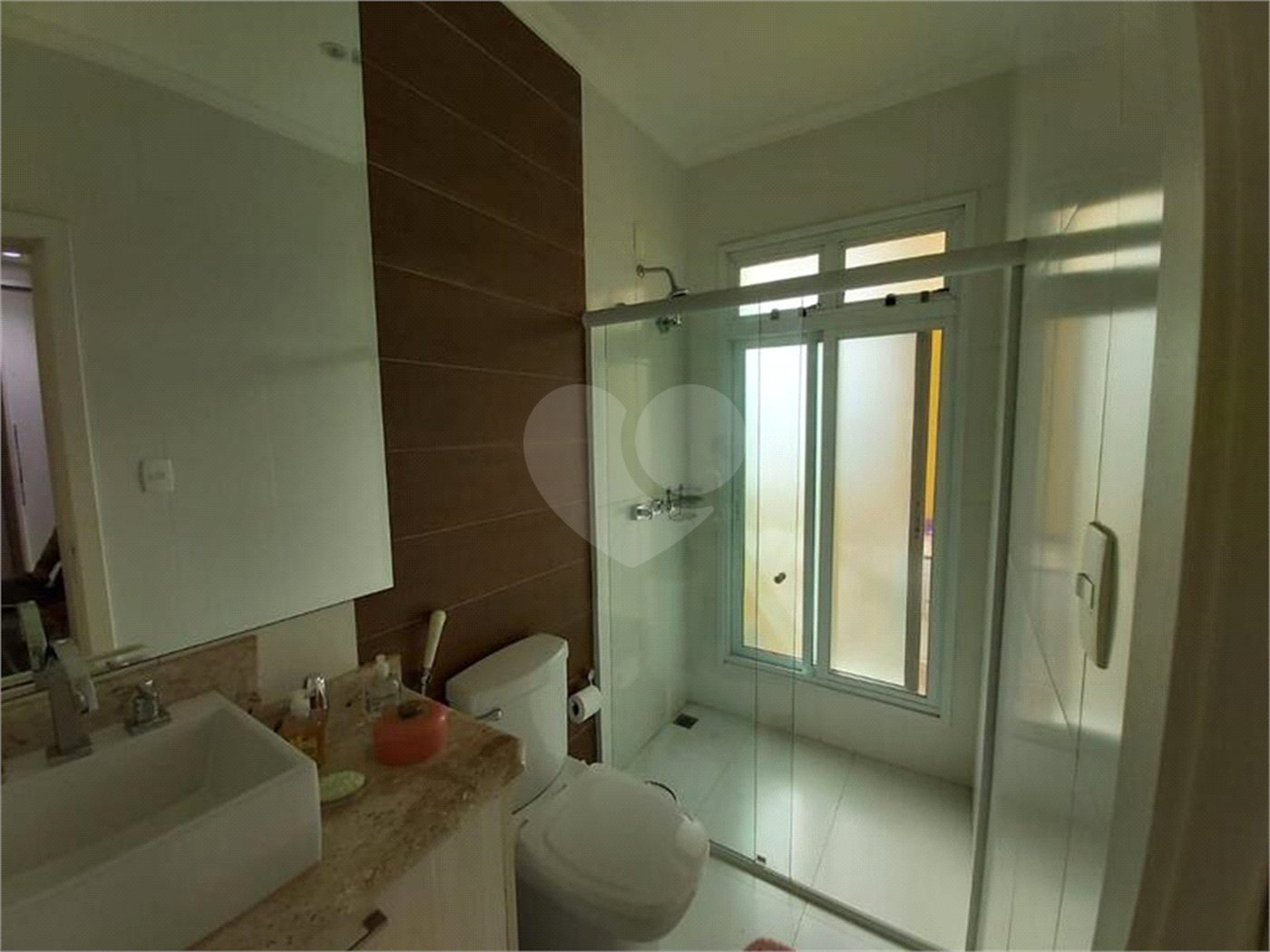 Casa à venda com 4 suítes no condomínio Aldeia da Serrinha, Sorocaba - SP