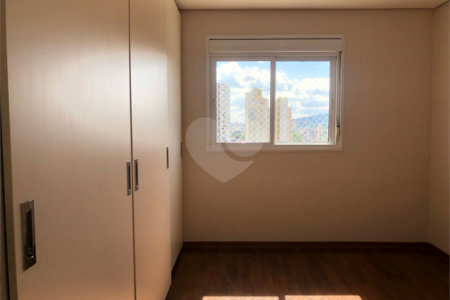Apartamento à venda com 4 quartos, sendo 2 suítes,  em Jardim Armênia, Mogi das Cruzes, SP