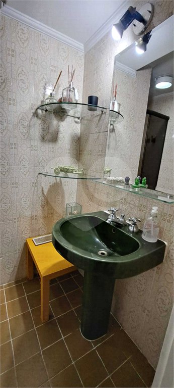 Apartamento à venda com 3 quartos, sendo 1 suíte, em MOEMA, São Paulo, SP