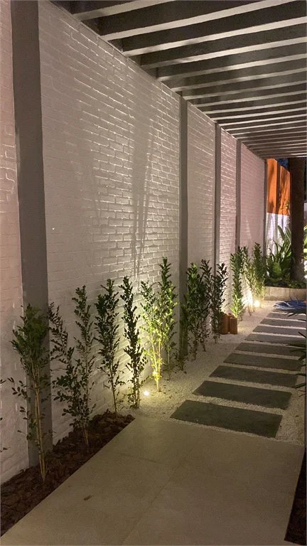Sobrado à venda com 4 suítes em Vila Inah, São Paulo, SP