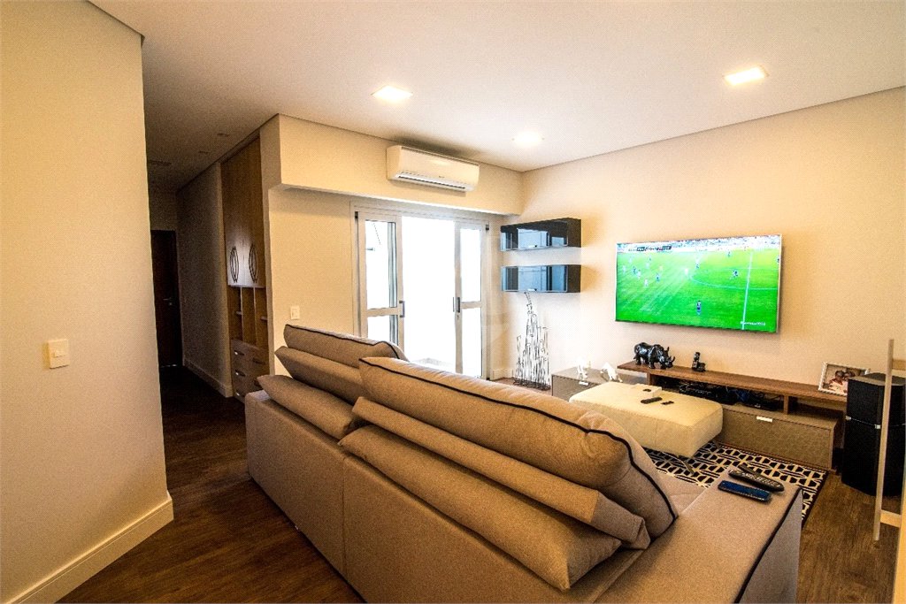 Casa à venda com 4 suítes no condomínio Residencial Villa dos Inglezes, Sorocaba - SP