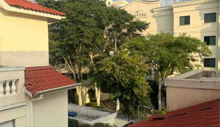 Casa à venda com 3 quartos, sendo 1 suíte,  no condomínio Villas de São Francisco, São Paulo - SP