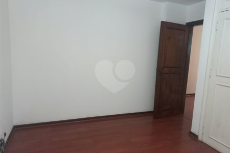 Apartamento à venda com 3 quartos, sendo 1 suíte, em Jardim Paulista, São Paulo, SP