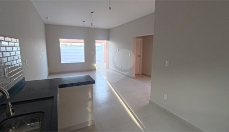 Casa à venda com 3 quartos, sendo 1 suíte, em Jardim dos Ipês, Salto, SP