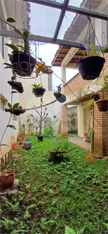 Sobrado à venda com 5 quartos, sendo 1 suíte, em Tremembé, São Paulo, SP