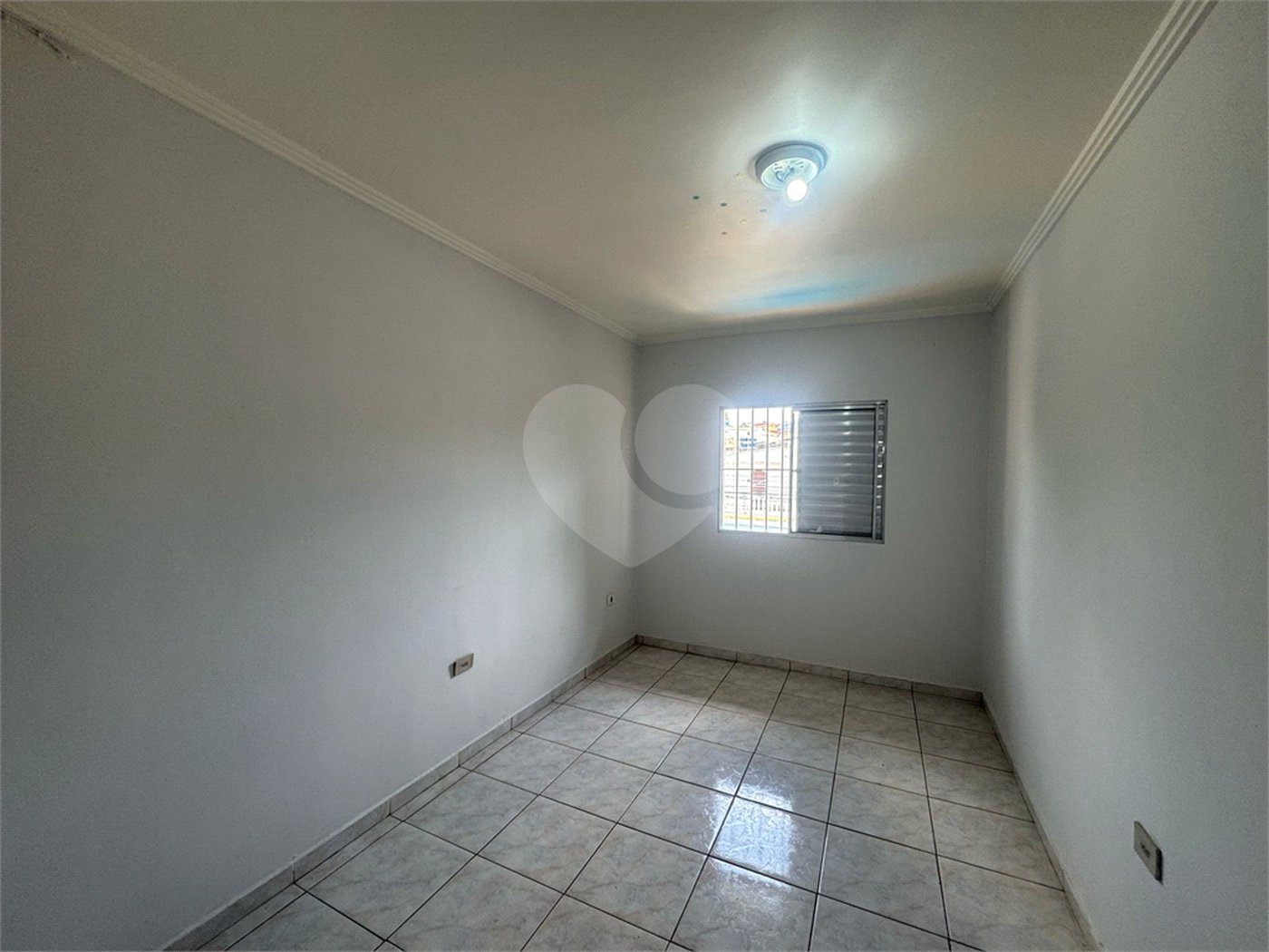 Casa à venda com 4 quartos, sendo 2 suítes, em Jardim Bela Vista, Guarulhos, SP
