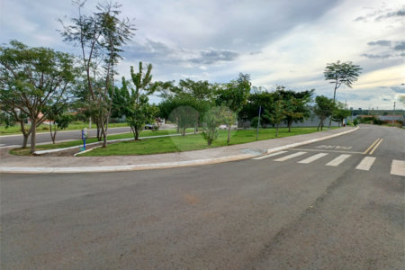 Terreno à venda em Parque Itapê, Itapetininga, SP