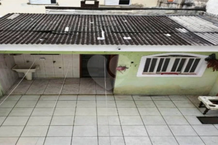 Sobrado à venda com 3 quartos, sendo 1 suíte, em Parada Inglesa, São Paulo, SP