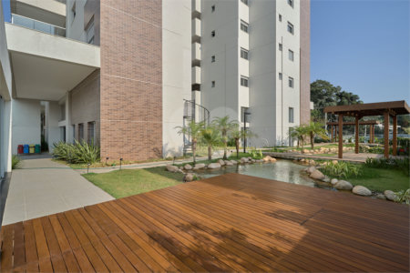 Apartamento à venda com 3 quartos, sendo 1 suíte, em Jardim Marajoara, São Paulo, SP