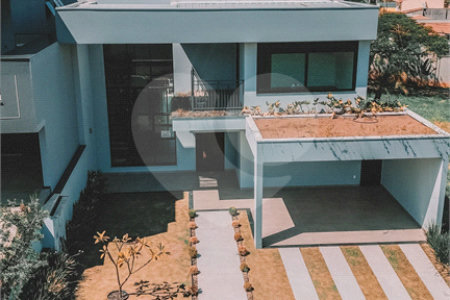 Casa à venda com 3 suítes no condomínio Villa Sapezal, Indaiatuba - SP