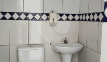Prédio à venda com 4 quartos em Vila Guilherme, São Paulo, SP