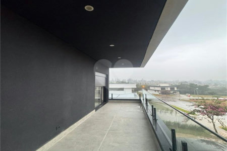 Casa à venda com 4 quartos, sendo 3 suítes,  no condomínio Alphaville Castelo, Itu - SP