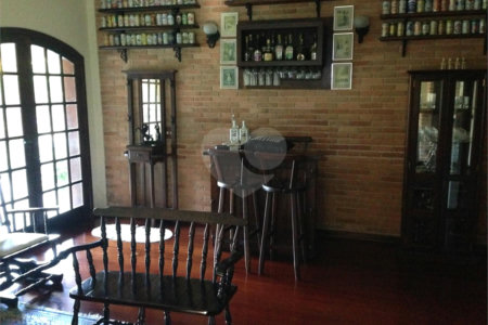 Sítio à venda com 4 quartos, sendo 1 suíte, no Centro, Piracaia, SP