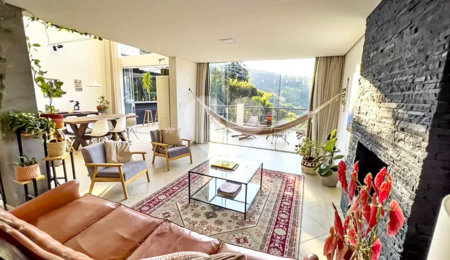 Casa à venda com 3 suítes em Caraguatá, Mairiporã, SP