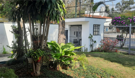 Casa à venda ou para alugar com 3 suítes em Alto da Lapa, São Paulo, SP