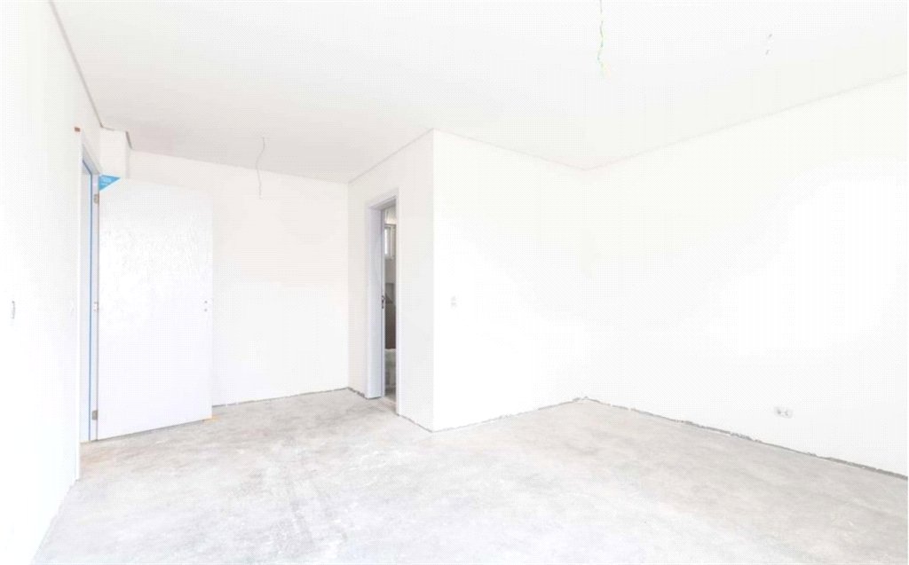 Casa à venda com 4 suítes no condomínio Venezia, São Paulo - SP
