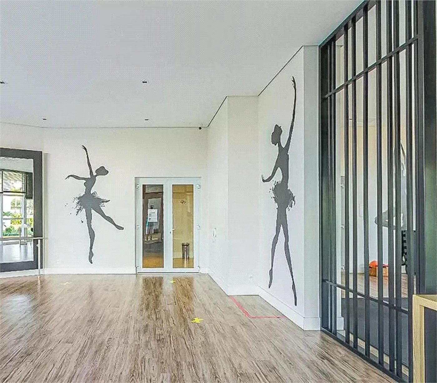 Apartamento à venda com 3 quartos, sendo 1 suíte, em Vila Anastácio, São Paulo, SP