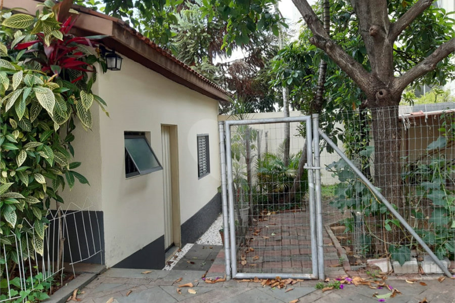 Sobrado à venda com 4 suítes em Santana, São Paulo, SP