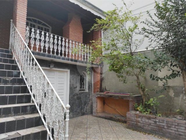 Casa à venda com 3 suítes em Matriz, Mauá, SP
