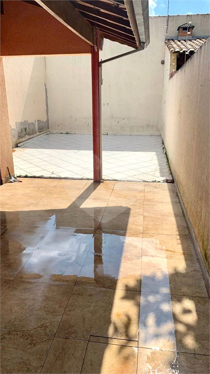 Casa à venda com 3 quartos, sendo 1 suíte, em Vila Figueira, Suzano, SP